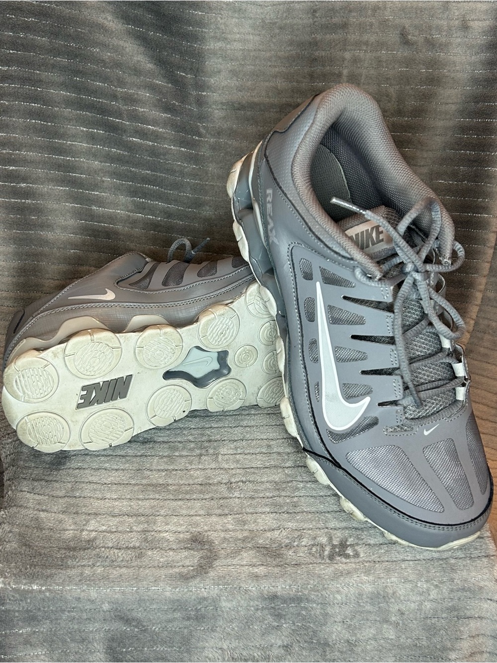 NIKE REAX 8 TR GRAY ATHLETIC RUNNING TRAINING SHOES SNEAKERS MENS US10.5 UK9.5